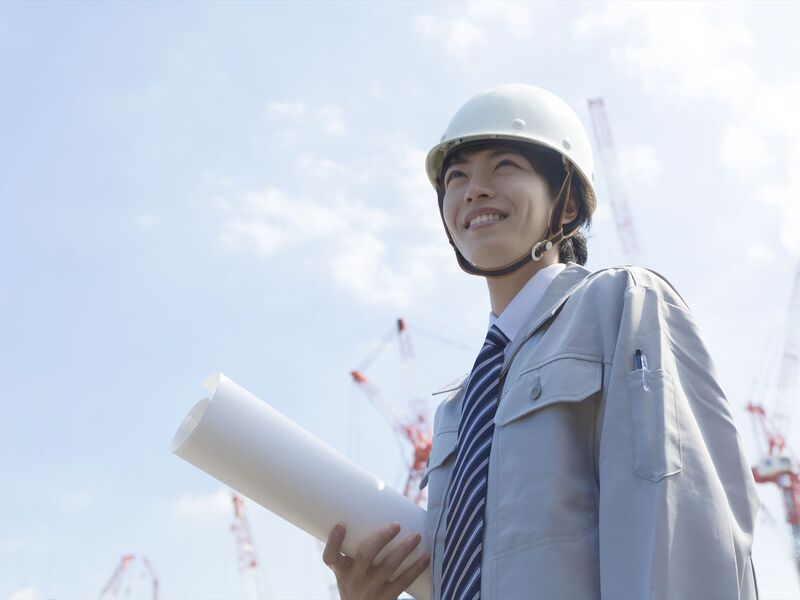 建築業界で働くスタッフ